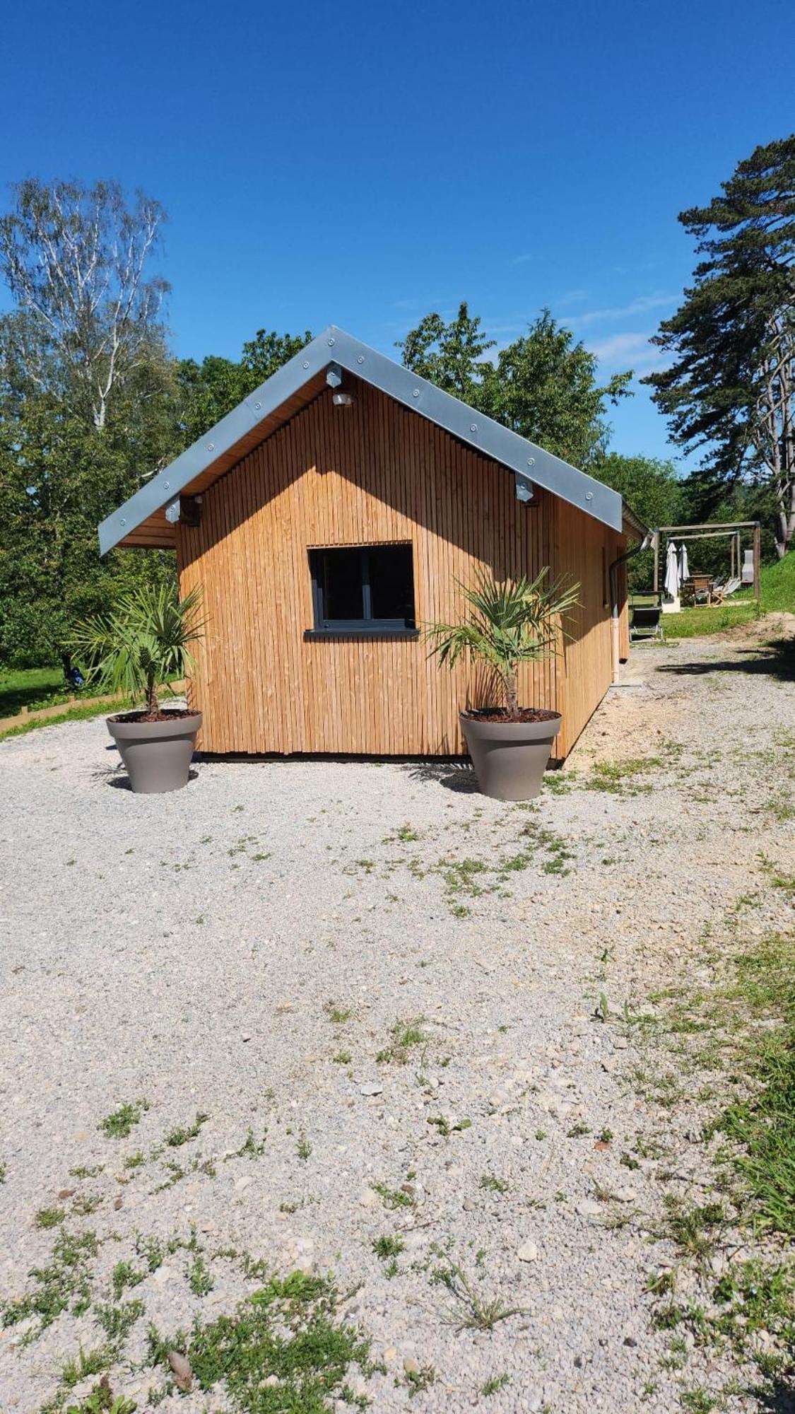 Lodge Du Chateau De Feschaux Villeneuve-sous-Pymont Exterior photo